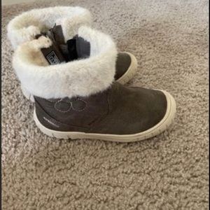 Geox toddler girl winter boots size 9 T